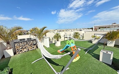 Resale - Luxury villa - Orihuela Costa - Villamartín