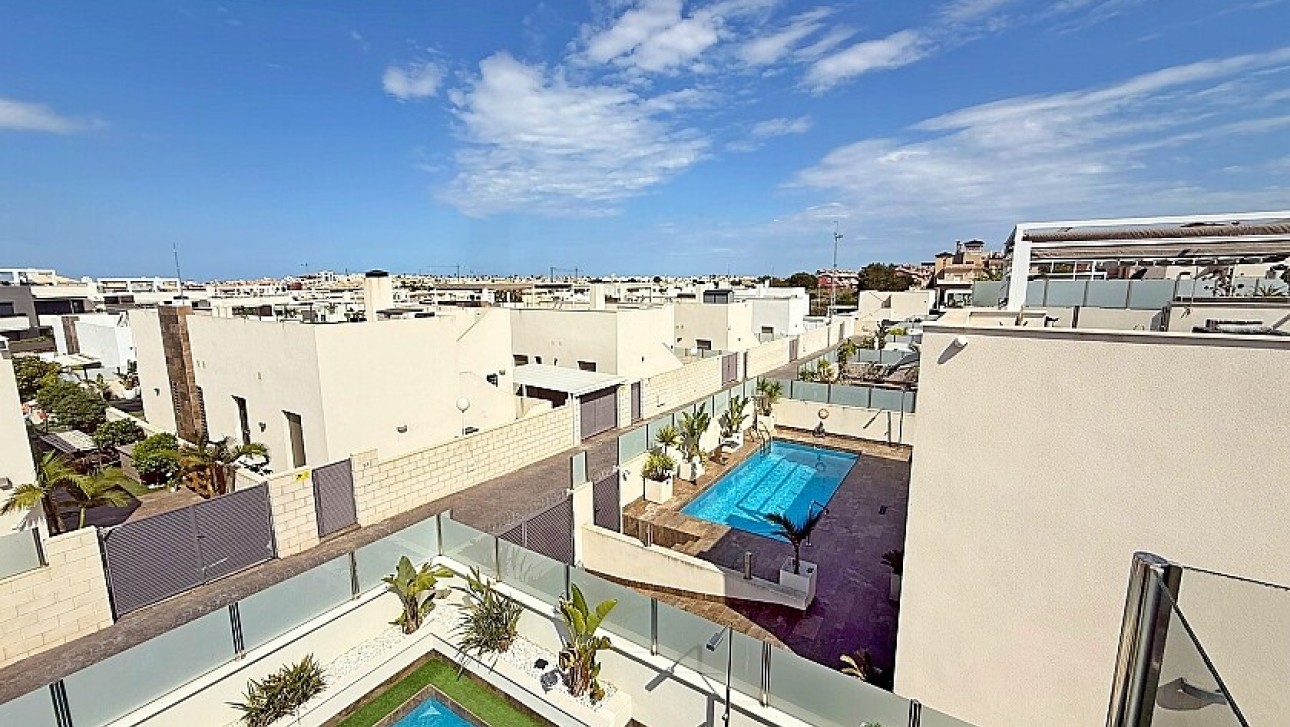 Resale - Luxury villa - Orihuela Costa - Villamartín