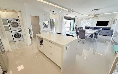 Resale - Luxury villa - San Miguel de Salinas - Mirador de San Miguel