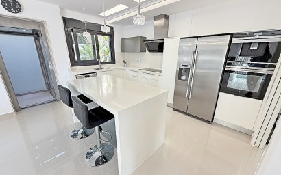 Resale - Luxury villa - San Miguel de Salinas - Mirador de San Miguel