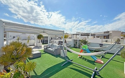 Resale - Luxury villa - Orihuela Costa - Villamartín