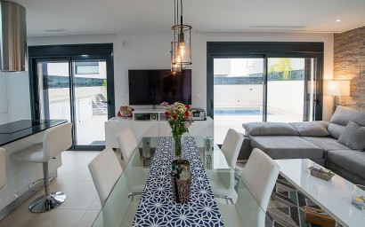 Resale - Semidetached villa - Benijofar