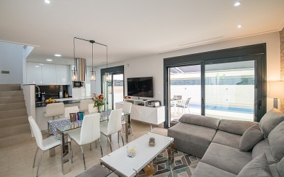 Resale - Semidetached villa - Benijofar