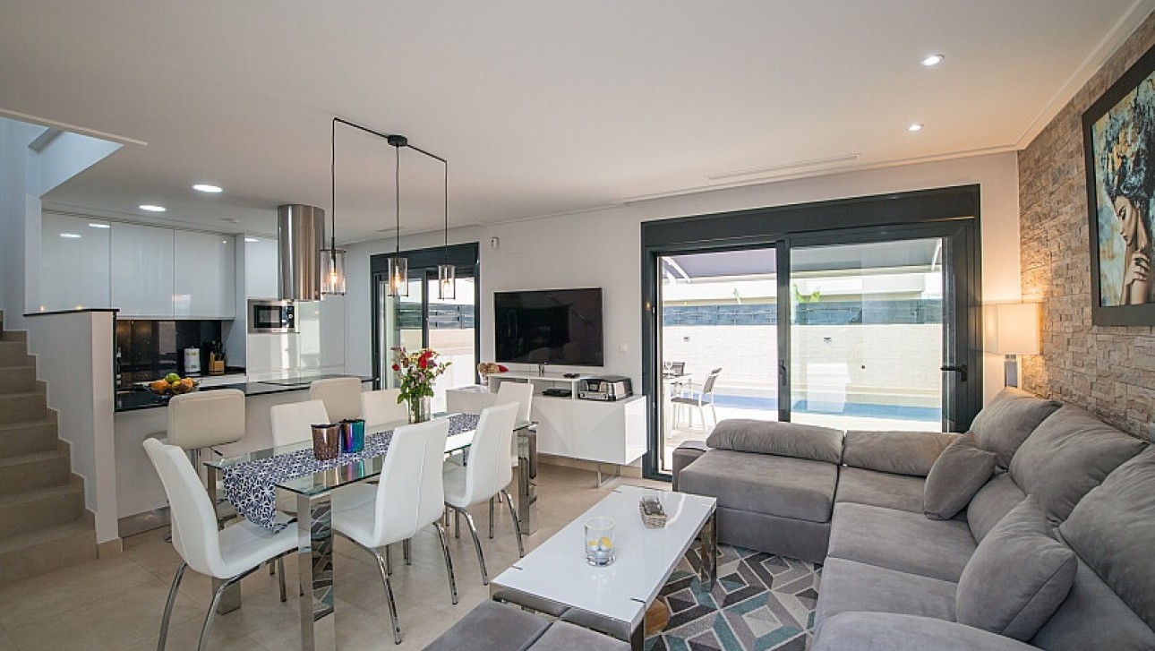 Resale - Semidetached villa - Benijofar