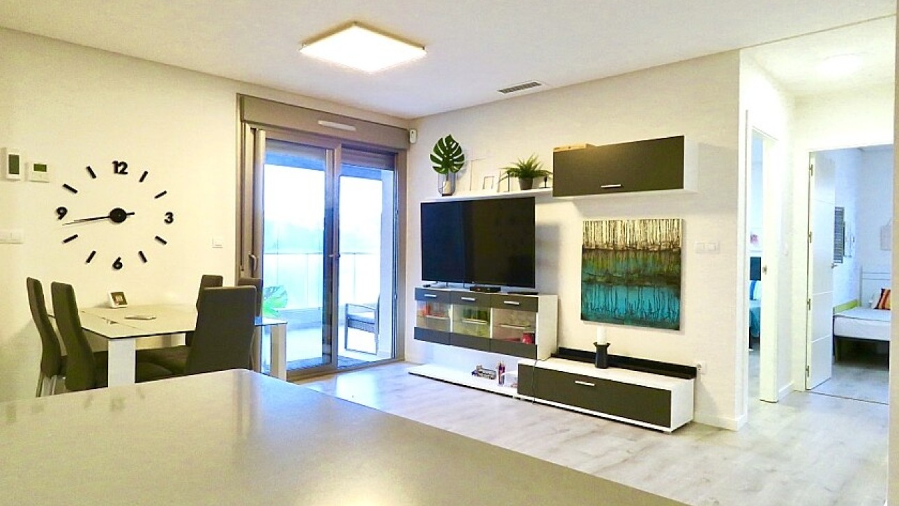 Resale - Apartment - Orihuela Costa - Villamartín