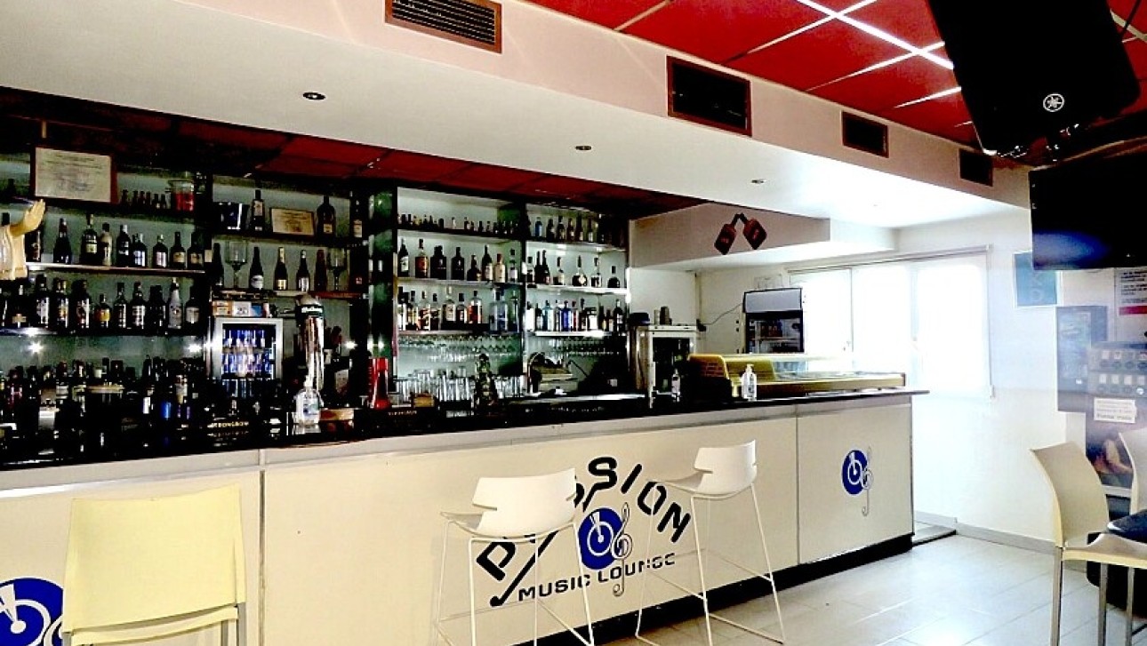 Resale - Commercial - Orihuela Costa - Villamartín