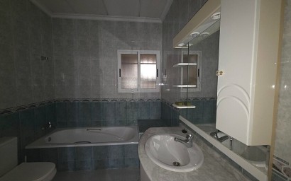 Odsprzedaż - Country house - Catral