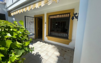 Resale - Apartment - Orihuela Costa - Villamartín