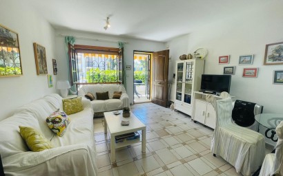 Resale - Apartment - Orihuela Costa - Villamartín