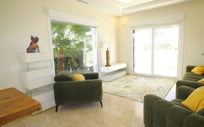 Resale - Villa - Orihuela Costa - La Zenia