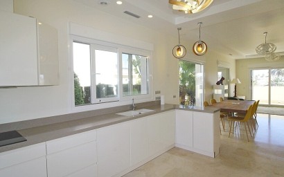 Resale - Villa - Orihuela Costa - La Zenia