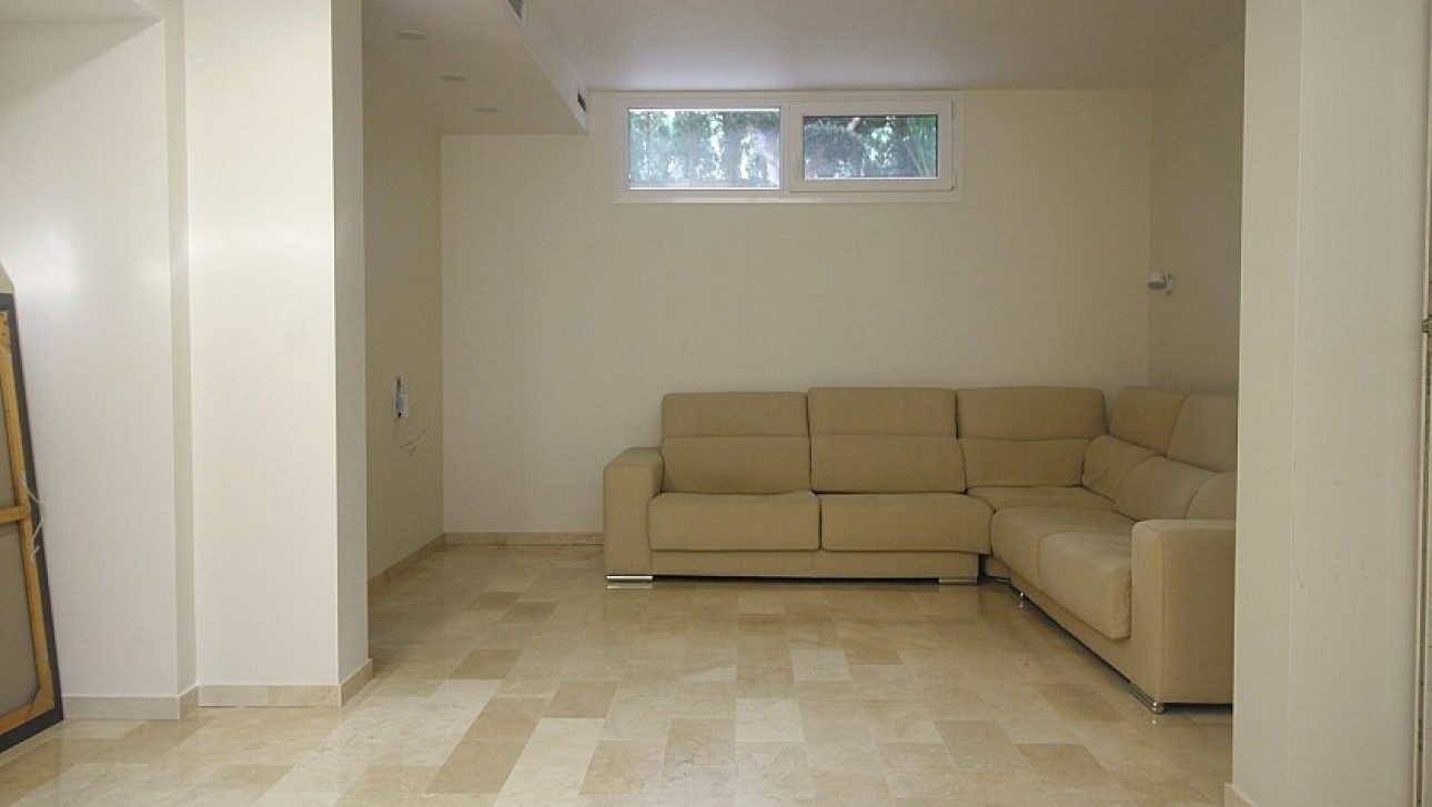Resale - Villa - Orihuela Costa - La Zenia