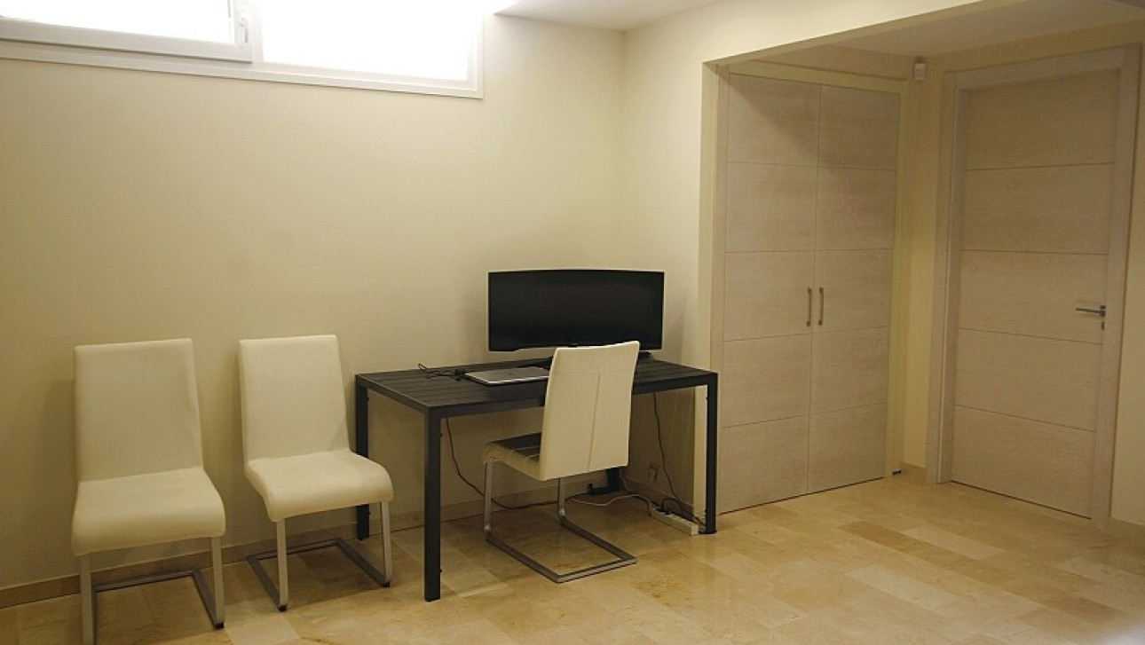 Resale - Villa - Orihuela Costa - La Zenia