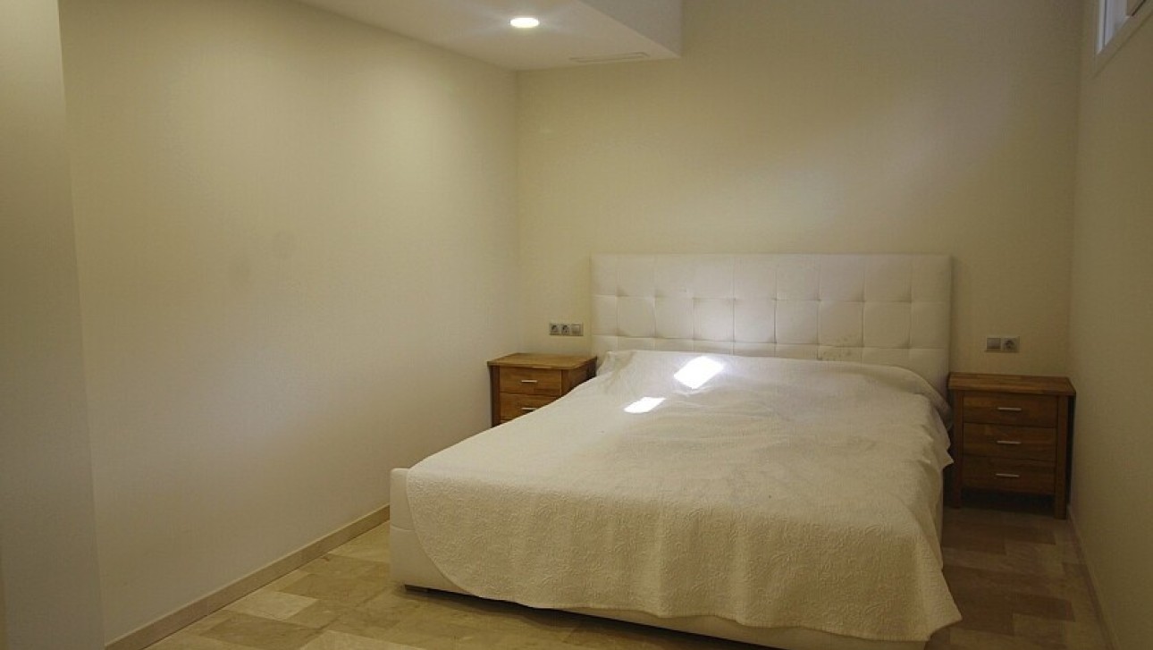 Resale - Villa - Orihuela Costa - La Zenia