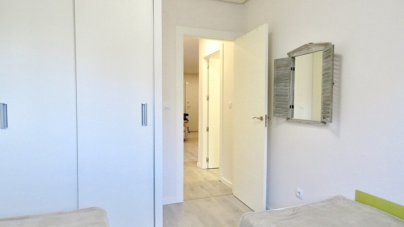 Resale - Apartment - Orihuela Costa - Villamartín