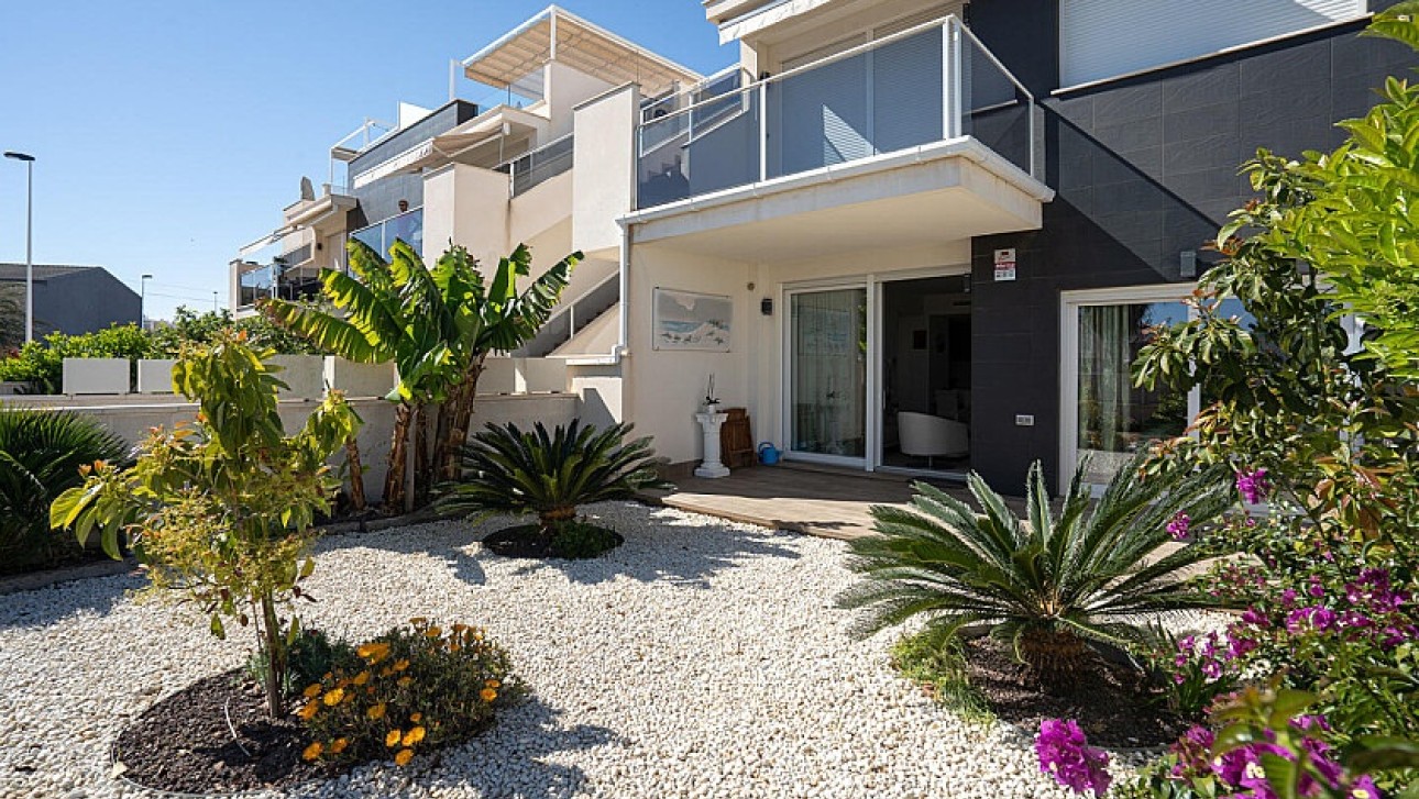 Resale - Bungalow - Torrevieja - Carrefour area