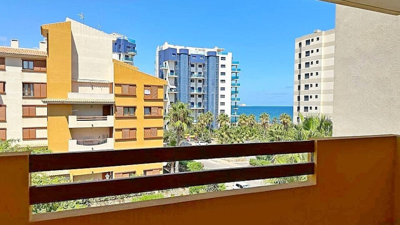 Odsprzedaż - Apartment - Punta Prima