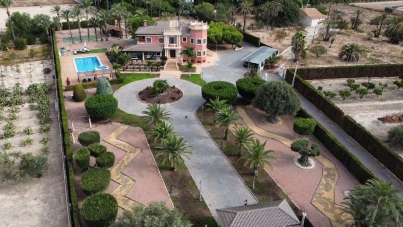 Herverkoop - Villa - Elche