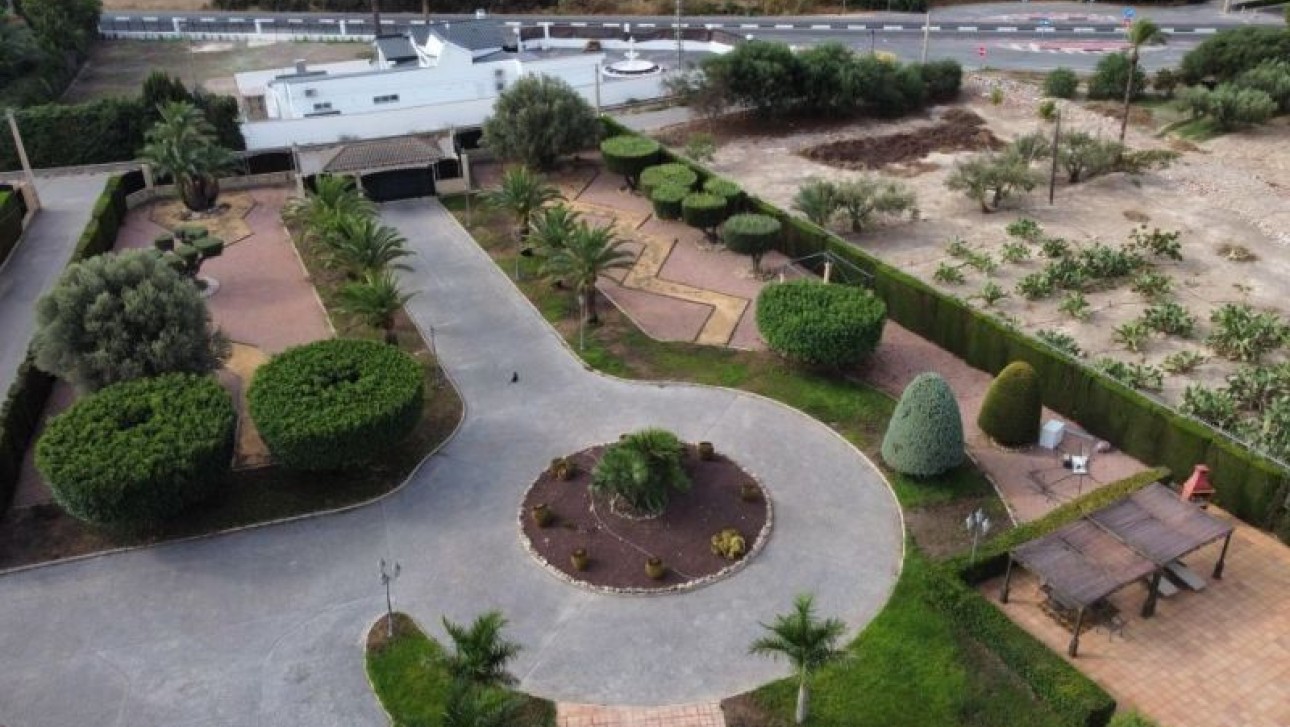 Herverkoop - Villa - Elche