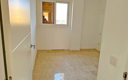 Odsprzedaż - Apartment - Punta Prima