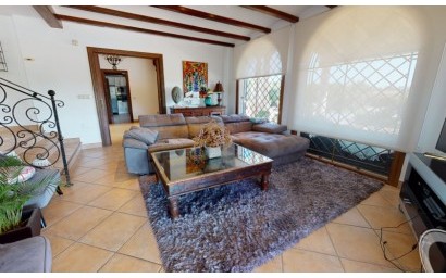 Herverkoop - Villa - Elche