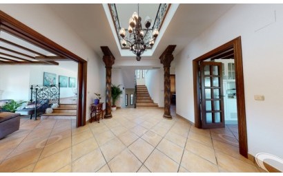 Herverkoop - Villa - Elche