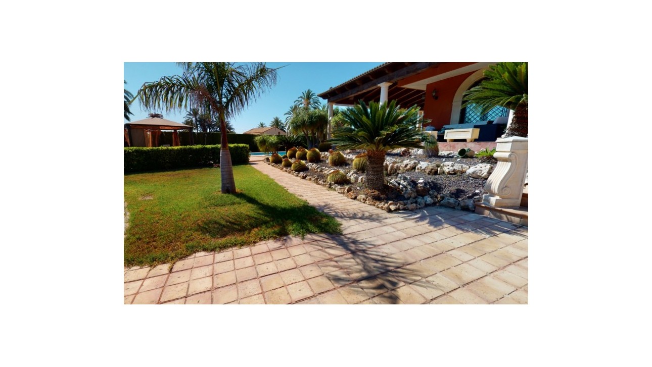 Herverkoop - Villa - Elche