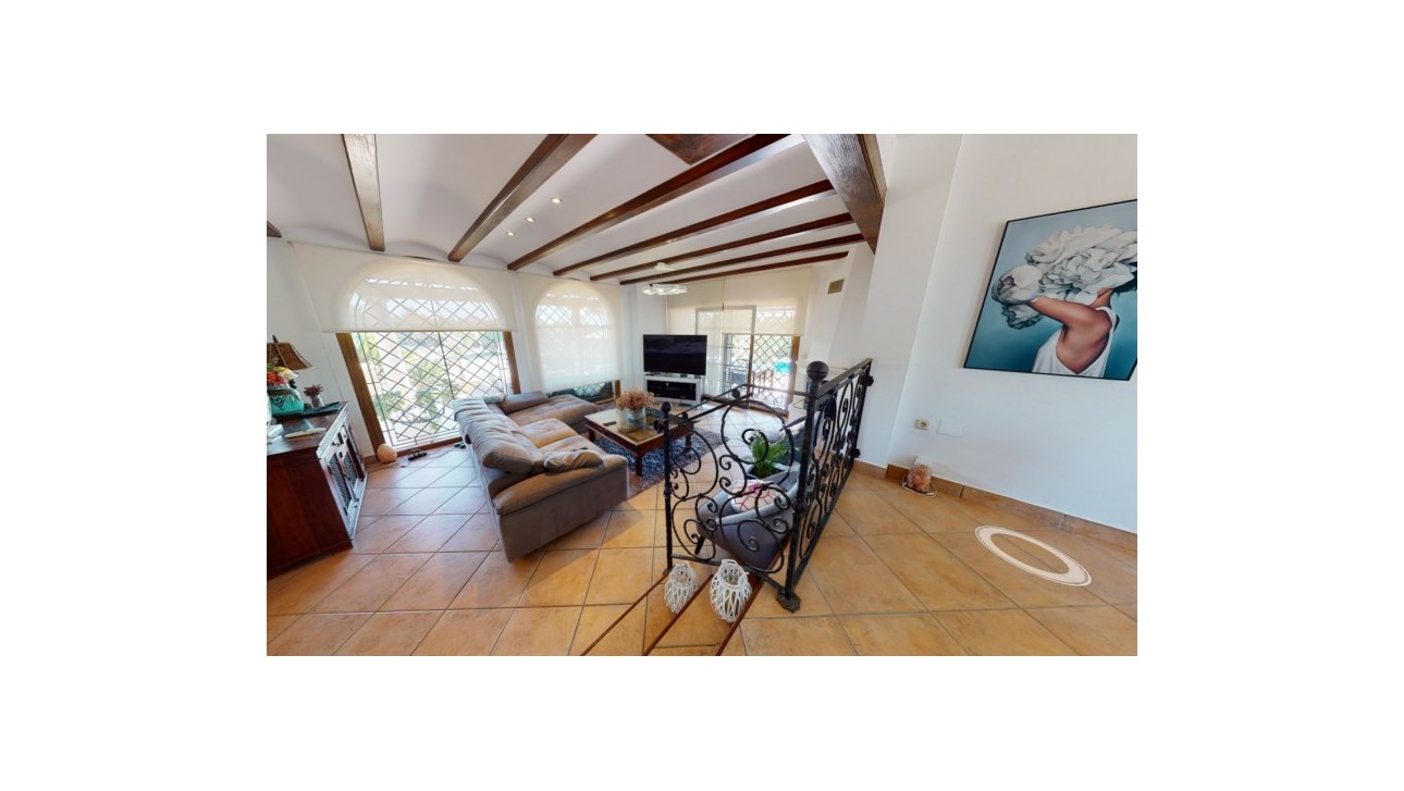 Herverkoop - Villa - Elche