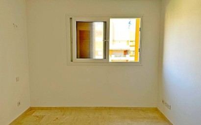 Odsprzedaż - Apartment - Punta Prima