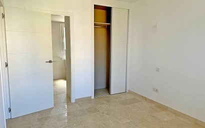 Odsprzedaż - Apartment - Punta Prima