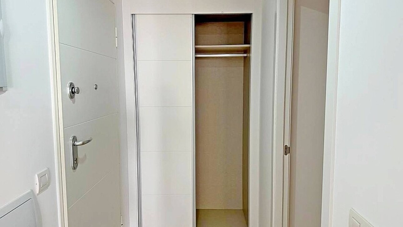 Odsprzedaż - Apartment - Punta Prima