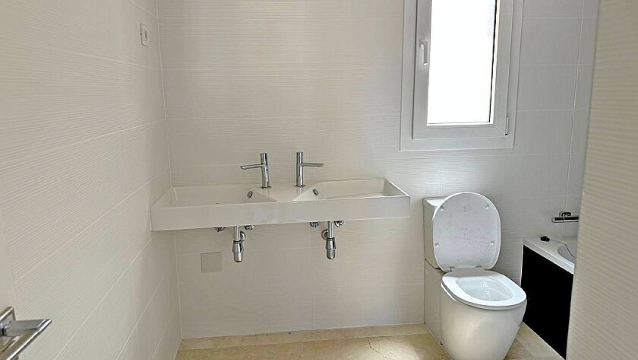 Odsprzedaż - Apartment - Punta Prima