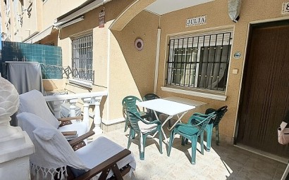 Resale - Ground floor apartment - Torrevieja - La Mata