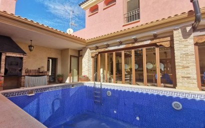 Перепродажа - Villa - Orihuela Costa - Orihuela