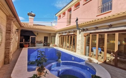 Перепродажа - Villa - Orihuela Costa - Orihuela