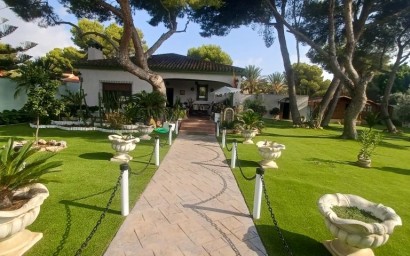 Revente - Villa - Orihuela Costa