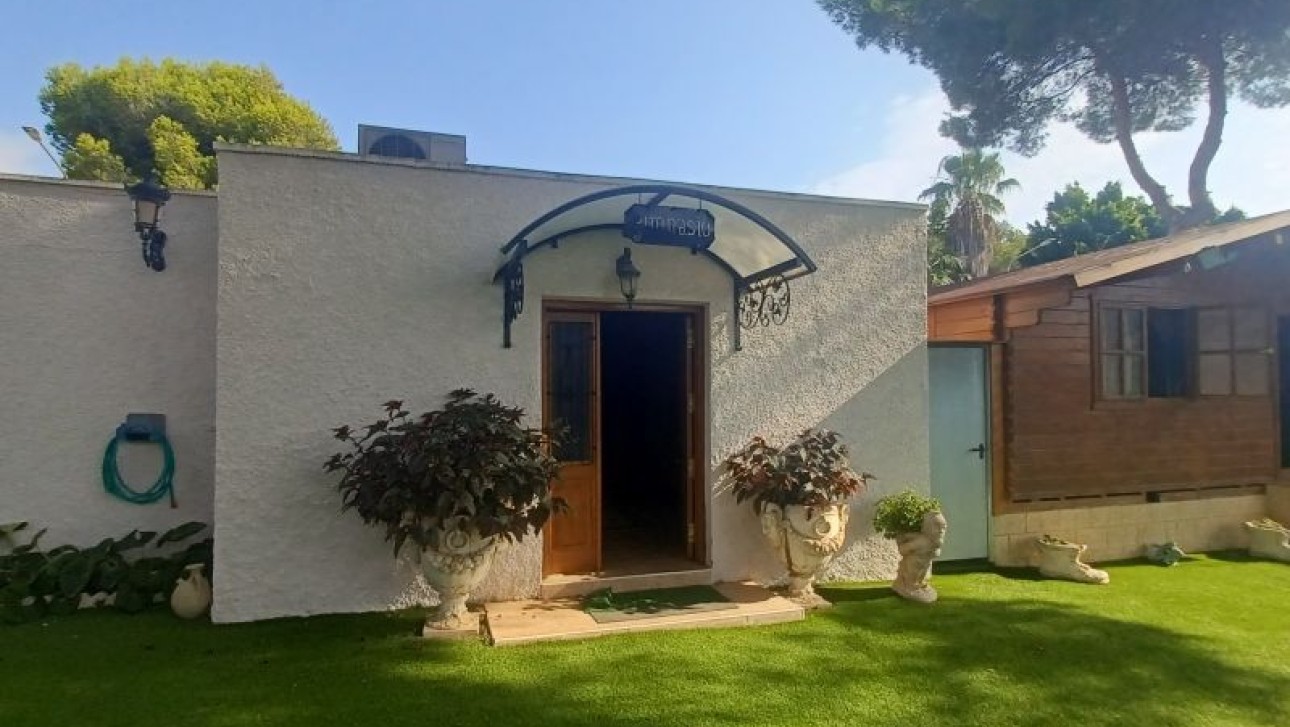 Revente - Villa - Orihuela Costa