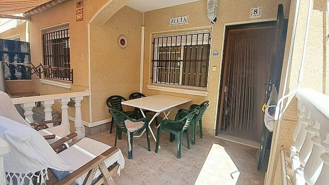 Resale - Ground floor apartment - Torrevieja - La Mata