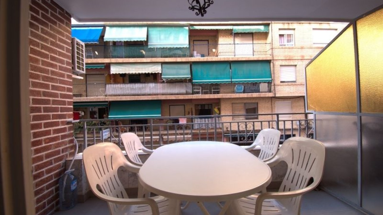 Odsprzedaż - Apartment - Torrevieja