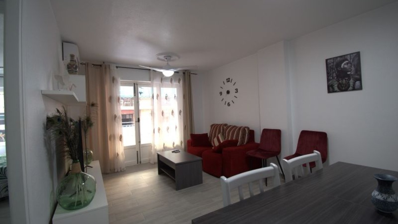 Odsprzedaż - Apartment - Torrevieja