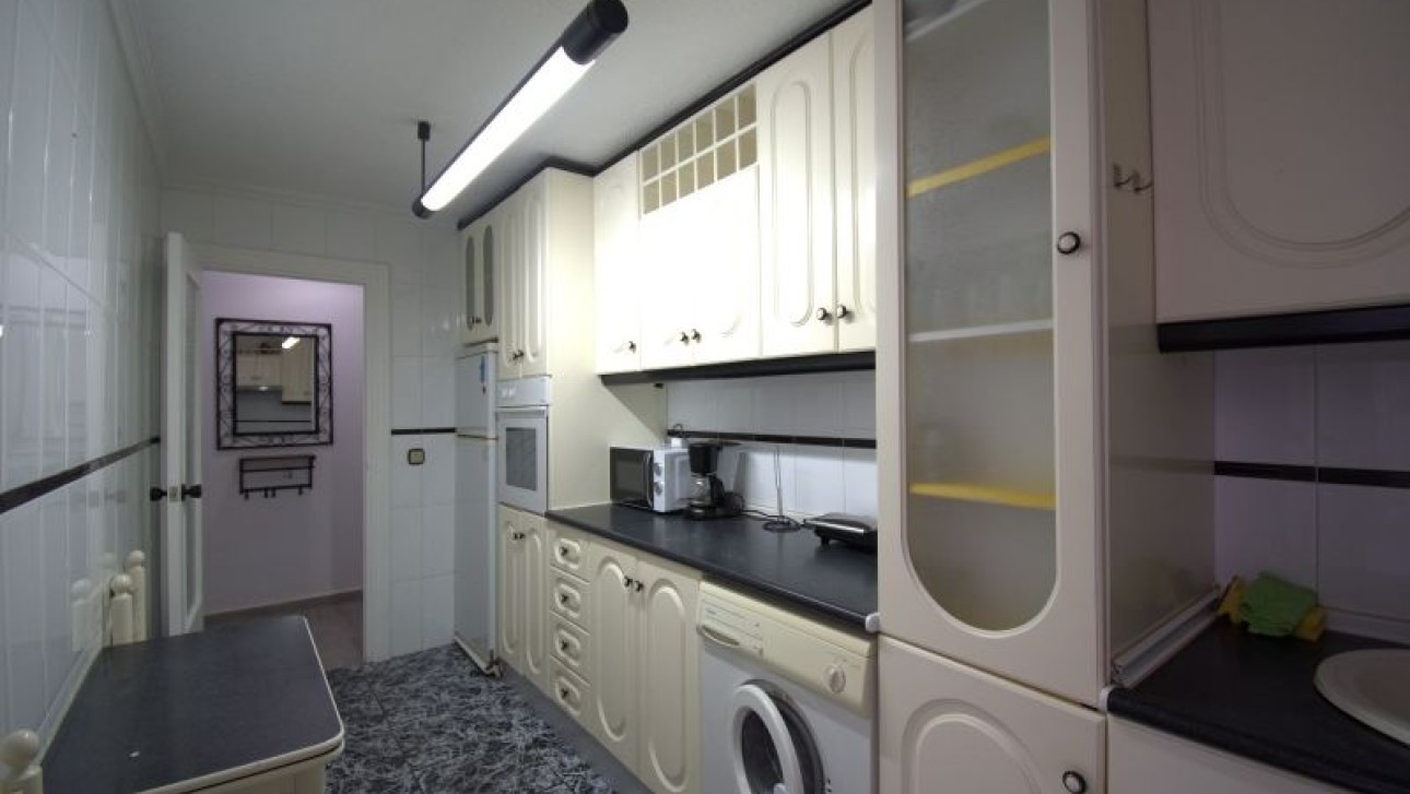 Odsprzedaż - Apartment - Torrevieja