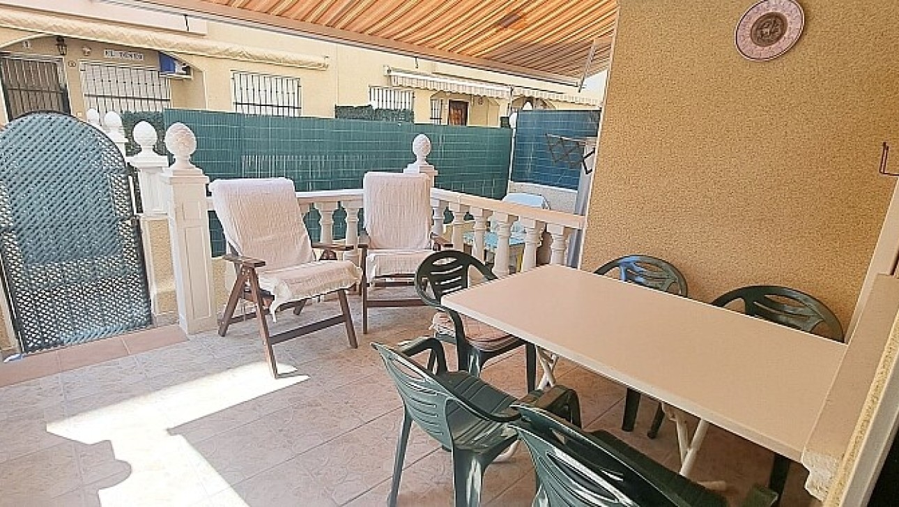 Resale - Ground floor apartment - Torrevieja - La Mata