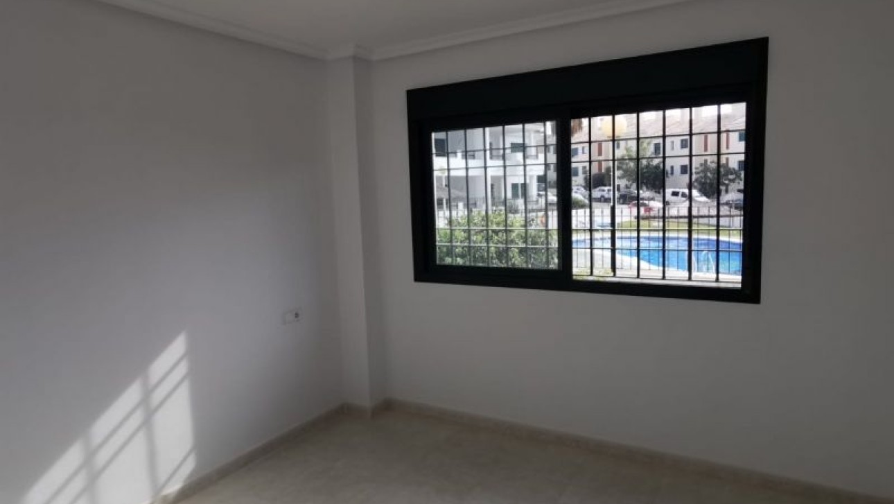 Resale - Apartment - Orihuela Costa