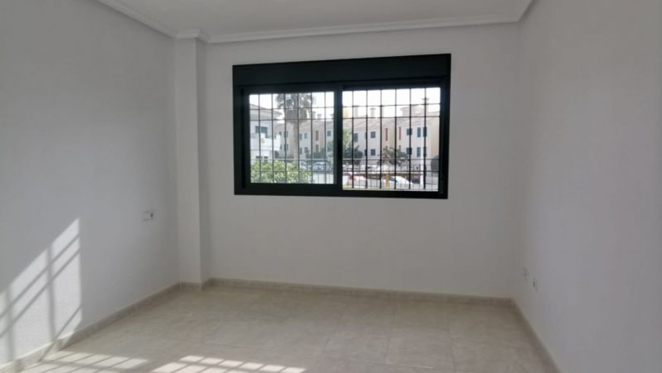 Resale - Apartment - Orihuela Costa