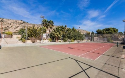 Herverkoop - Villa - Elche