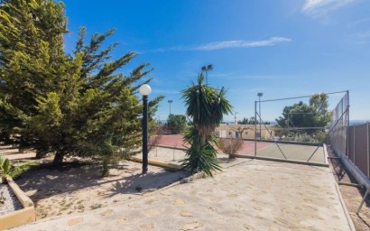 Herverkoop - Villa - Elche