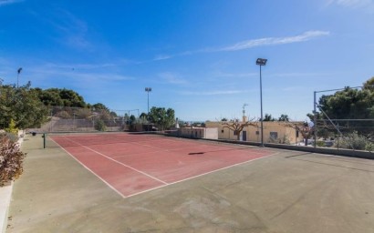 Herverkoop - Villa - Elche