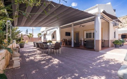 Herverkoop - Villa - Elche