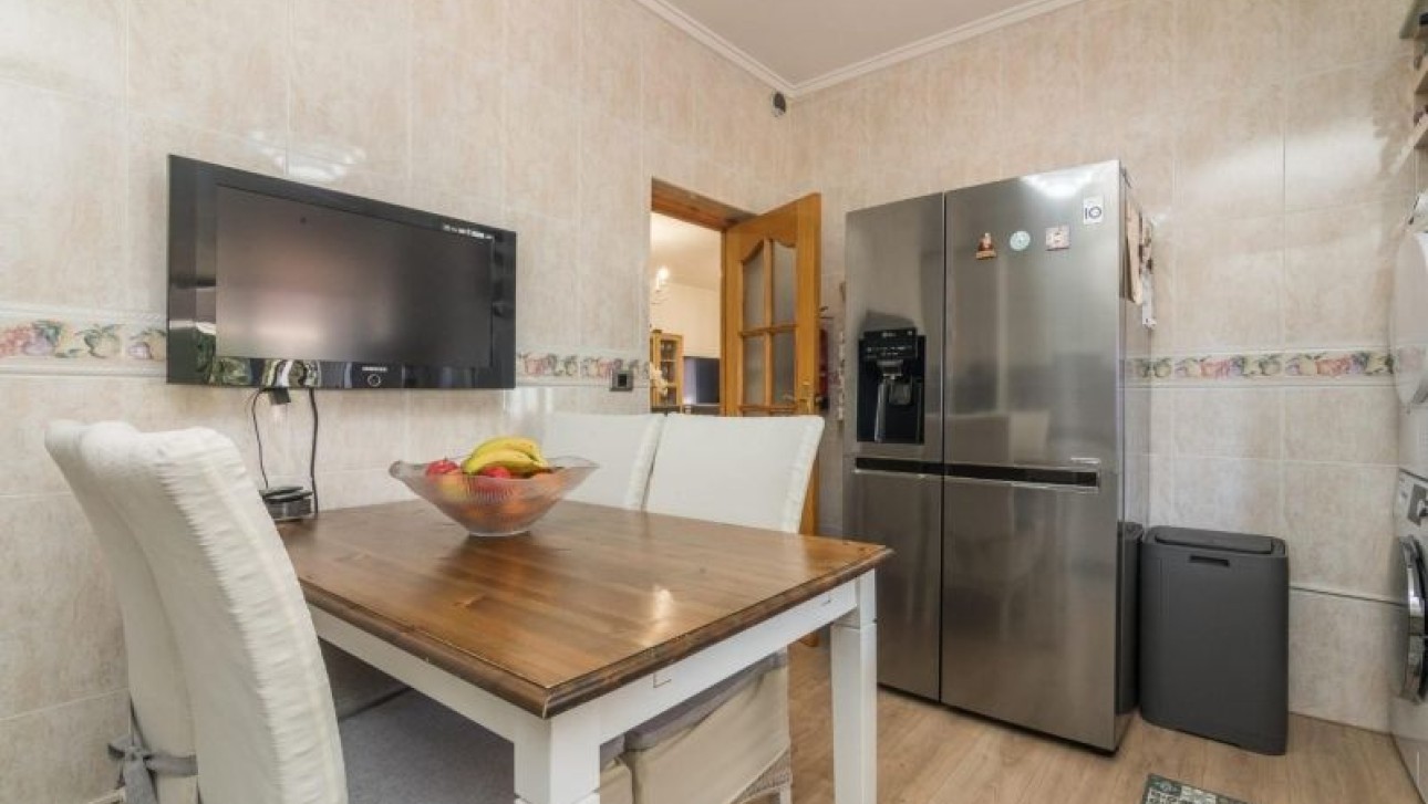 Herverkoop - Villa - Elche