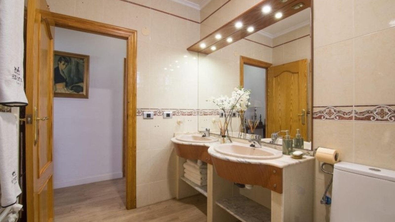 Herverkoop - Villa - Elche